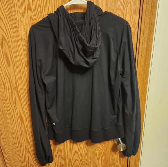 Lululemon zip up hooded jacket 12 women's - Picture 2 of 10